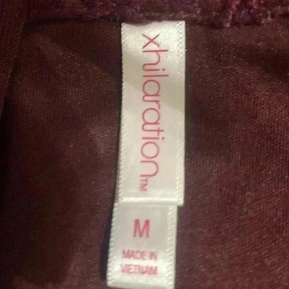 XHILARATION BURGUNDY DRESS SIZE MEDIUM - Picture 5 of 6